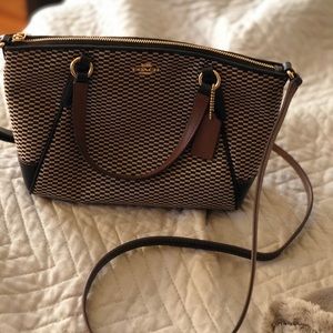 Coach crossbody Black/Beige/White Checkered